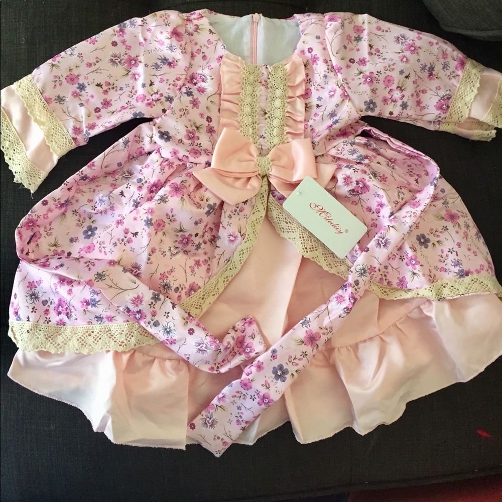 Baby Girls Lace Ruffles Long Sleeve Floral dress - Picture 3 of 3